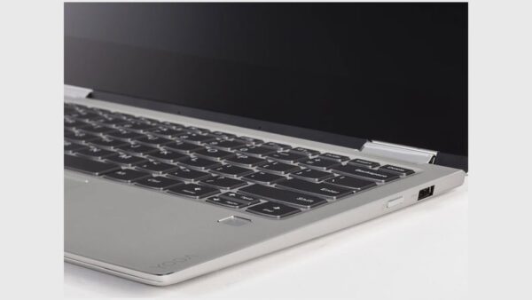 Lenovo Yoga 720-13IKB 13.3-inch i7-7500U 16GB RAM 512GB SSD Touchscreen - Image 6